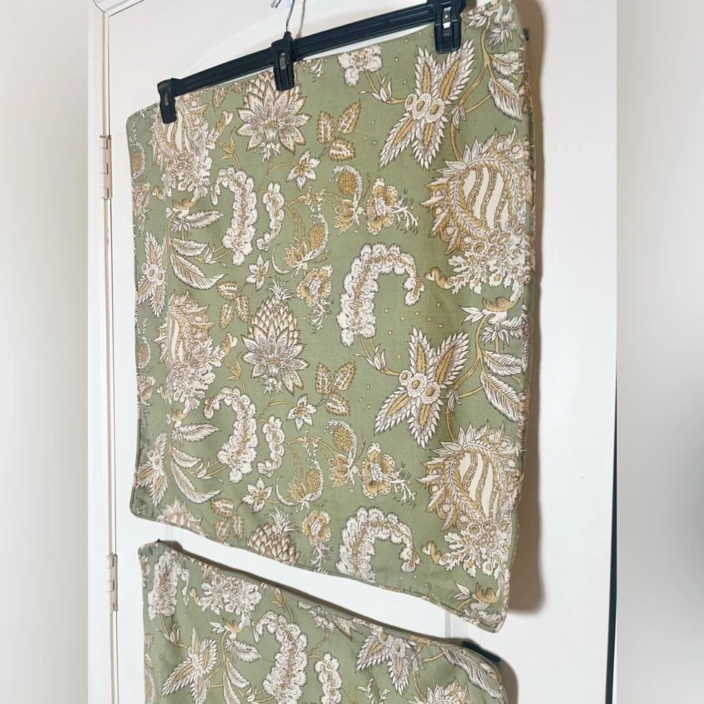 Pottery Barn Margaret Green Cream Floral Euro Shams Set 2 Vintage 2007 26x26
